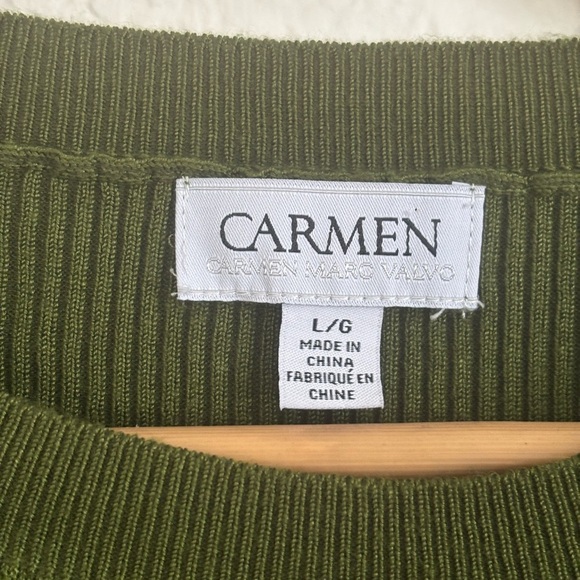 Elegant Olive Button-Detail Top - Picture 3 of 8